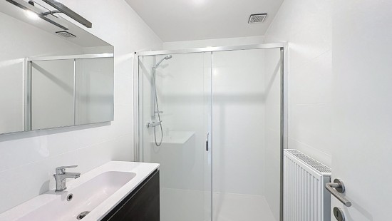 Rue Jules Pitot - 30 - 301 - 7380