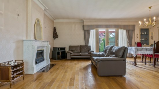 Steenweg Hulst-Lessen - 75 - - 9140