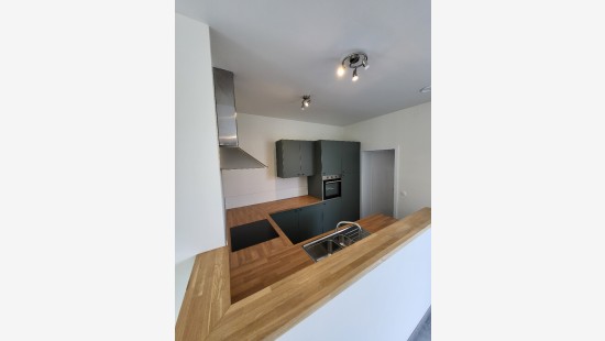 Veurnseweg - 84 - - 8900