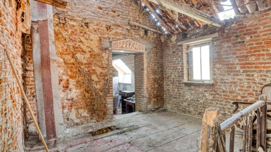 Domstraat - 10 - - 3370