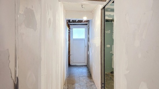 Rue Entre les Maisons - 72 - - 4602