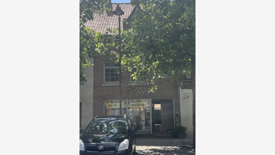 Marktplein - 27 - - 8750