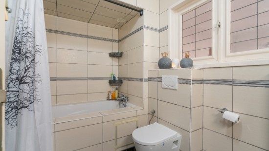 Driekoningenstraat - 76 - - 9100